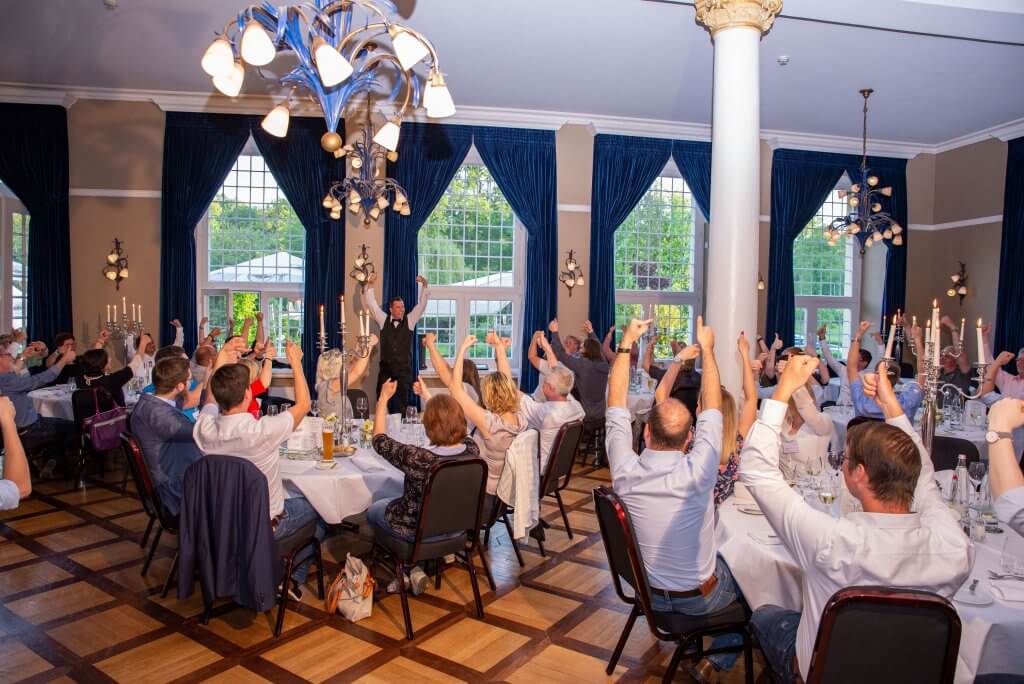 Cheering presentation of the participants of the User Meeting 2018