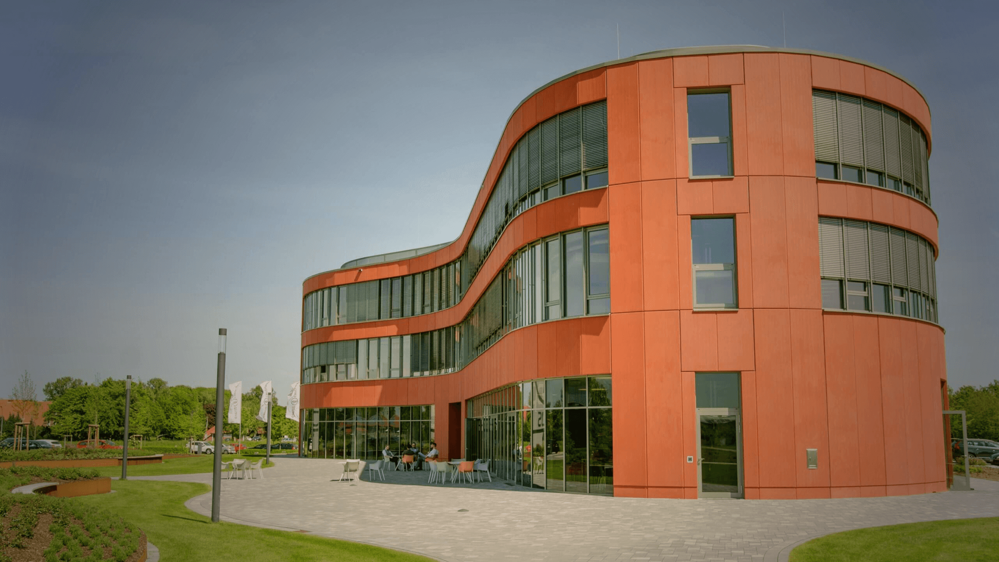 Picture of the central building of d.velop AG on the campus