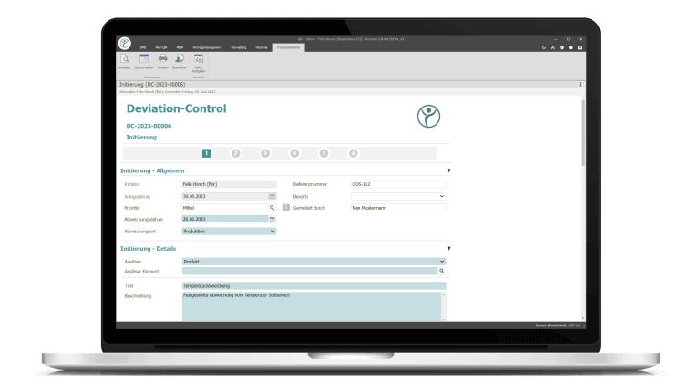 Notebook auf dem der QM-Prozess Deviation Control der DLS abgebildet wird