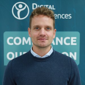 Dominik Heßing, Account Manager der Digital Life Sciences (Dokumentenmanagementsoftware)
